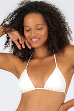 Cargar imagen en el visor de la galería, Gallery: Rio De Sol Haut Top Off-White Tri-Inv