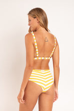 Cargar imagen en el visor de la galería, Model Back: Rio De Sol Haut Top Sunshine Alba