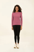 Cargar imagen en el visor de la galería, Model Front: Uv Line T-Shirt Camiseta Uvpro Br Ml Malva Upf50+