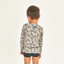 Cargar imagen en el visor de la galería, Model Back: Uv Line T-Shirt Longsleeve Baby Zebra Upf50+