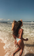 Cargar imagen en el visor de la galería, Image 10: Wednesday In Hawaii By Rio De Sol Bas Bottom Pua-Valley Kai