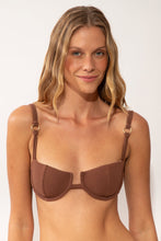 Cargar imagen en el visor de la galería, Gallery: Rio De Sol Haut Top Sand-Cappuccino Juliette-Aya
