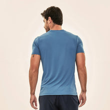 Cargar imagen en el visor de la galería, Model Back: Uv Line T-Shirt Pour Homme T-Shirt Sport Fit Aco
