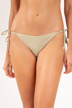 Cargar imagen en el visor de la galería, Gallery: Rio De Sol Bas Bottom Brisa-Pistache Lacinho
