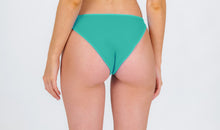 Cargar imagen en el visor de la galería, Model Back: Rio De Sol Bas Bottom Opal Essential-Comfy
