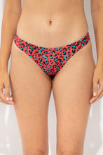 Cargar imagen en el visor de la galería, Gallery: Rio De Sol Bas Bottom Coral-Feline Nice
