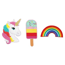 Cargar imagen en el visor de la galería, Product Front: Sunnylife Games/Activities Badges Sweet Tooth
