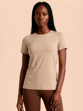 Cargar imagen en el visor de la galería, Gallery: Uv Line T-Shirt T-Shirt Fem New Fit Fem Sand Upf50+
