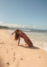 Cargar imagen en el visor de la galería, Image 10: Wednesday In Hawaii By Rio De Sol Ensemble Set Hibiscus Ana Isla

