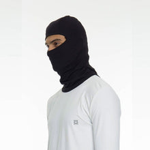 Cargar imagen en el visor de la galería, Model Front: Uv Line Chapeau Legionnaire Skin Mask Balaclava Uni Black Upf50+
