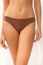 Cargar imagen en el visor de la galería, Gallery: Rio De Sol Bas Bottom Sand-Cappuccino Essential-Comfy
