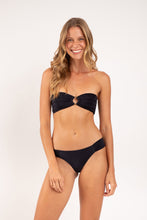 Cargar imagen en el visor de la galería, Model Front: Rio De Sol Ensemble Set Malibu-Black Mavi Baobi
