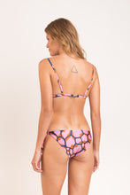Cargar imagen en el visor de la galería, Model Back: Rio De Sol Haut Top Amore-Pink Tri-Fixo
