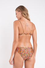 Cargar imagen en el visor de la galería, Model Back: Rio De Sol Bas Bottom Bouquet Ibiza-Comfy
