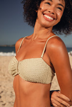 Cargar imagen en el visor de la galería, Image 06: Rio De Sol Haut Top Brisa-Pistache Sara
