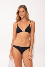 Cargar imagen en el visor de la galería, Image 05: Wednesday In Hawaii By Rio De Sol Bas Bottom Lava Oahu
