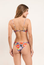 Cargar imagen en el visor de la galería, Model Back: Rio De Sol Ensemble Set Garden-Flower Bandeau-Joy Essential
