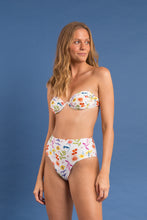 Cargar imagen en el visor de la galería, Image 10: Rio De Sol Ensemble Set Countryside Kyra Hotpants

