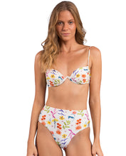 Cargar imagen en el visor de la galería, Gallery: Rio De Sol Ensemble Set Countryside Kyra Hotpants
