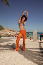 Cargar imagen en el visor de la galería, Image 06: Rio De Sol Pantalon De Plage Ferrugo Murana Pants
