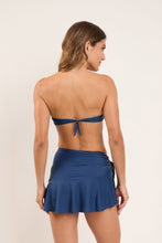 Cargar imagen en el visor de la galería, Model Back: Rio De Sol Jupe De Page Mini Skirt Navy
