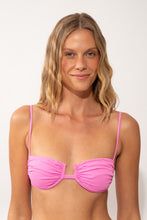 Cargar imagen en el visor de la galería, Gallery: Rio De Sol Haut Top Crespinho-Rosa Zaya
