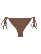 Cargar imagen en el visor de la galería, Product Front: Rio De Sol Bas Bottom Sand-Cappuccino Cheeky-Micro
