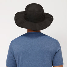 Cargar imagen en el visor de la galería, Model Back: Uv Line Chapeau Souple/Capeline Safari Preto Upf50+

