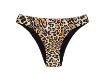 Cargar imagen en el visor de la galería, Product Front: Rio De Sol Bas Bottom Leopardo Black Babado
