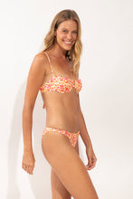 Cargar imagen en el visor de la galería, Image 04: Rio De Sol Haut Top Ditsy-Butter Juliette
