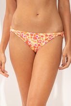 Cargar imagen en el visor de la galería, Gallery: Rio De Sol Bas Bottom Ditsy-Butter Essential-Comfy
