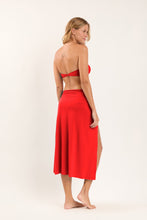Cargar imagen en el visor de la galería, Model Back: Rio De Sol Jupe De Page Rouge Long-Skirt-Knot
