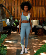 Cargar imagen en el visor de la galería, Image 04: Alto Giro Fitness Bas Legging Hyper Recorte Diagonal Cinza Wind
