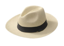 Cargar imagen en el visor de la galería, Gallery: De Punta En Blanco Chapeau Panama Classic Natural
