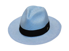 Cargar imagen en el visor de la galería, Model Front: De Punta En Blanco Chapeau Panama Classic Sky
