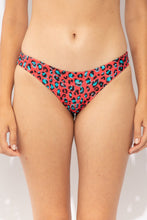 Cargar imagen en el visor de la galería, Gallery: Rio De Sol Bas Bottom Coral-Feline Essential-Comfy
