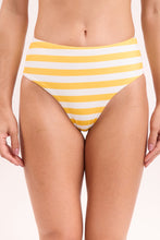 Cargar imagen en el visor de la galería, Gallery: Rio De Sol Bas Bottom Sunshine Hotpants
