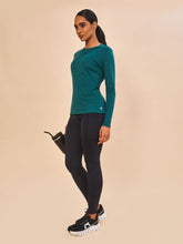 Cargar imagen en el visor de la galería, Image 02: Uv Line T-Shirt Longsleeve Fem New Fit Petroleo Upf50+
