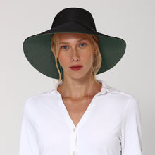 Cargar imagen en el visor de la galería, Model Front: Uv Line Chapeau Souple/Capeline Hat San Diego Fem Black Green Upf50+
