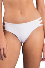 Cargar imagen en el visor de la galería, Gallery: Rio De Sol Bas Bottom Bora-White Madrid-Trio
