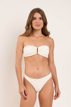 Cargar imagen en el visor de la galería, Model Front: Rio De Sol Ensemble Set Sand-Chantilly Sara Essential-Comfy
