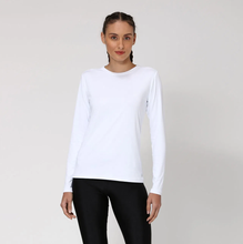 Cargar imagen en el visor de la galería, Model Front: Uv Line T-Shirt Women Fpu50+ Uvpro Long Sleeve T-Shirt White Uv
