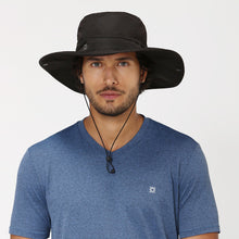 Cargar imagen en el visor de la galería, Model Front: Uv Line Chapeau Souple/Capeline Safari Preto Upf50+
