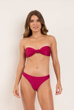 Cargar imagen en el visor de la galería, Model Front: Rio De Sol Ensemble Set Shimmer-Desejo Bandeau-Joy Essential
