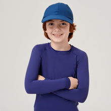Cargar imagen en el visor de la galería, Model Front: Uv Line Casquette Cap Teens Colors Inf Navyblue Upf50+
