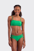 Cargar imagen en el visor de la galería, Model Front: Rio De Sol Ensemble Set Tambourine Bandeau-Reto Madrid
