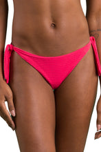 Cargar imagen en el visor de la galería, Gallery: Rio De Sol Bas Bottom Dots-Virtual-Pink Italy
