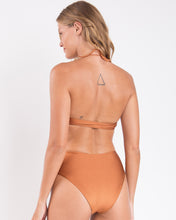 Cargar imagen en el visor de la galería, Image 05: Rio De Sol Ensemble Set Nocciola Mila Hotpants
