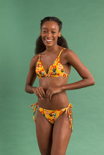 Cargar imagen en el visor de la galería, Image 10: Rio De Sol Ensemble Set Stories Tri-Fixo Cheeky-Micro
