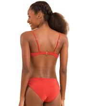 Cargar imagen en el visor de la galería, Image 07: Rio De Sol Ensemble Set Malibu-Chili Balconet Essential-Comfy
